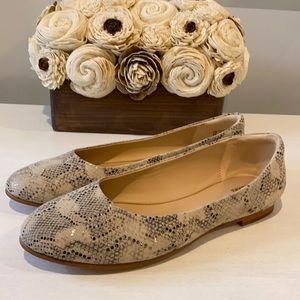 Clarks Grace Piper Flats